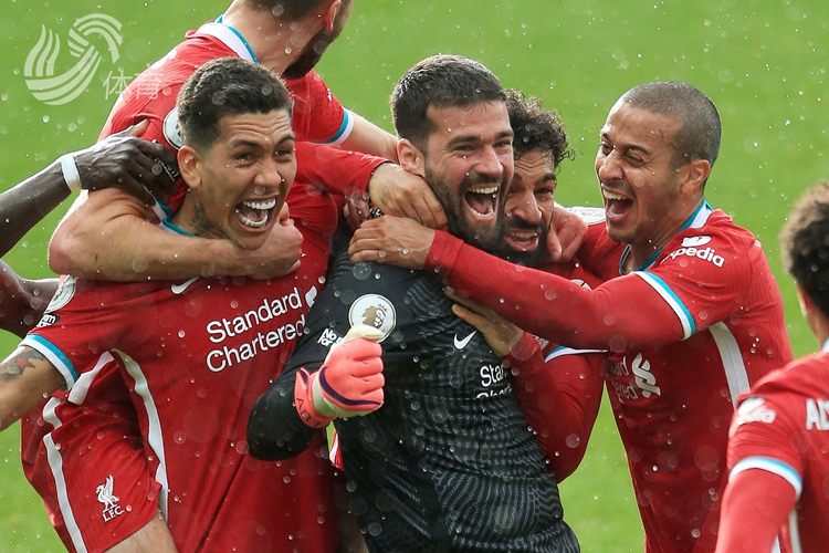 年轻球员在 年轻球员在