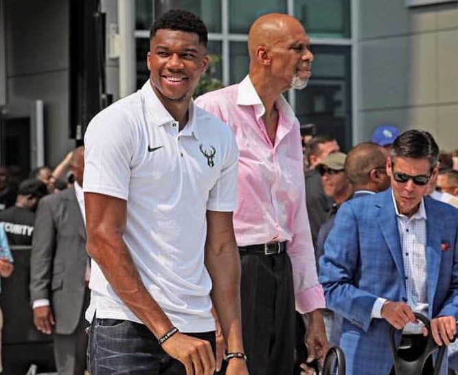 上的首发 上的首发